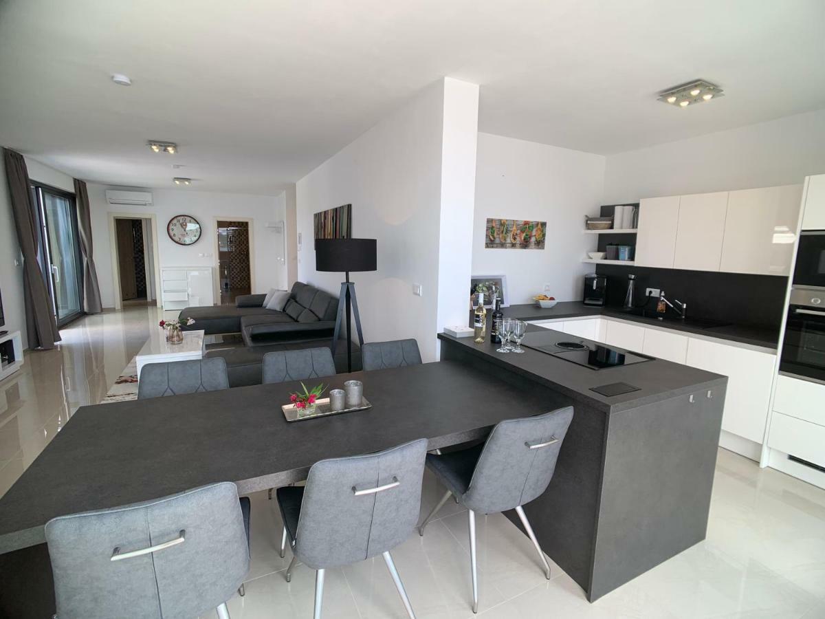 Seaview Apartment เมดูลิน ภายนอก รูปภาพ
